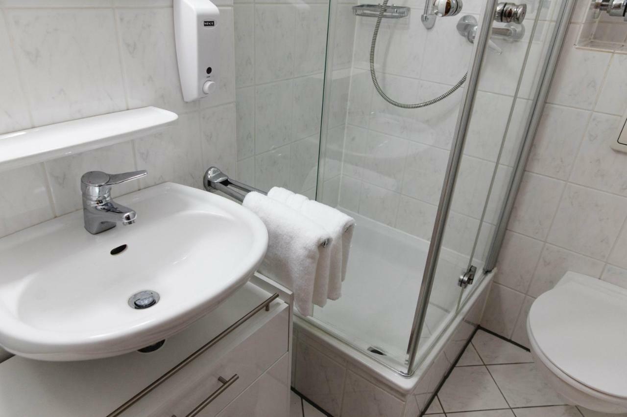 Luxury Flat Between Cologne And Bonn And Phantasialand Bruhl เวสเซลลิง ภายนอก รูปภาพ